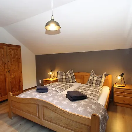 Haus Zum Hirschen Prázdninový dům Gnesau