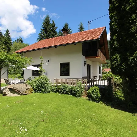 Haus Zum Hirschen Holiday home Gnesau